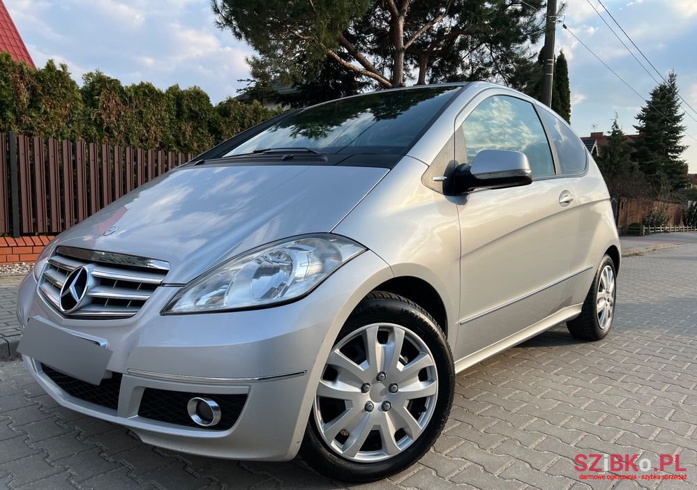 2009' Mercedes-Benz A-Class 200 Cdi Avantgarde photo #1