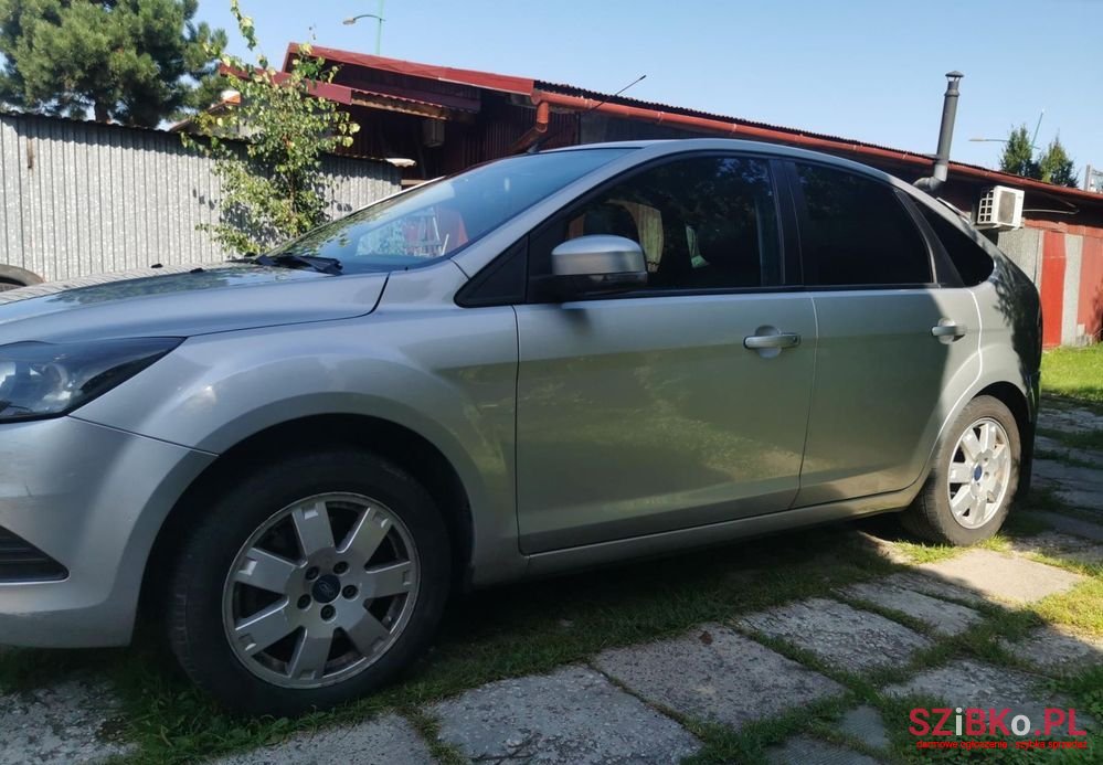 2009' Ford Focus photo #3