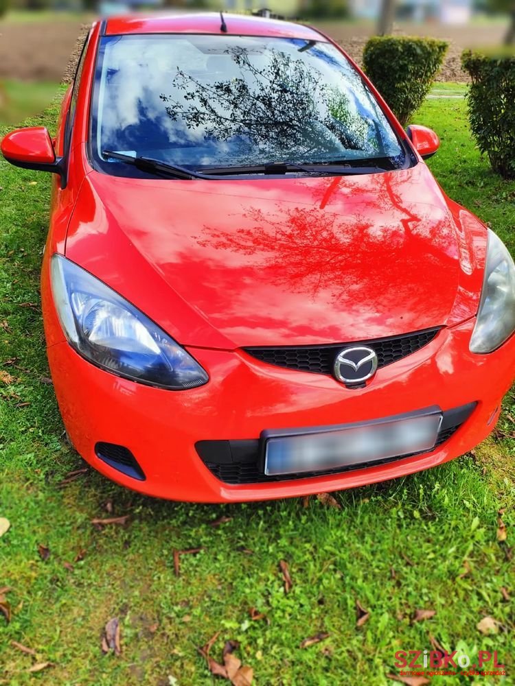 2008' Mazda 2 photo #2