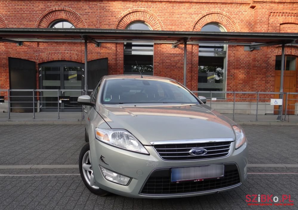 2009' Ford Mondeo 2.0 Ghia Executive photo #3