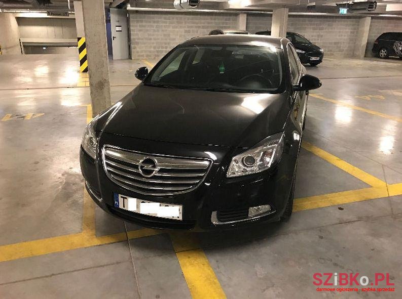 2009' Opel Insignia photo #2