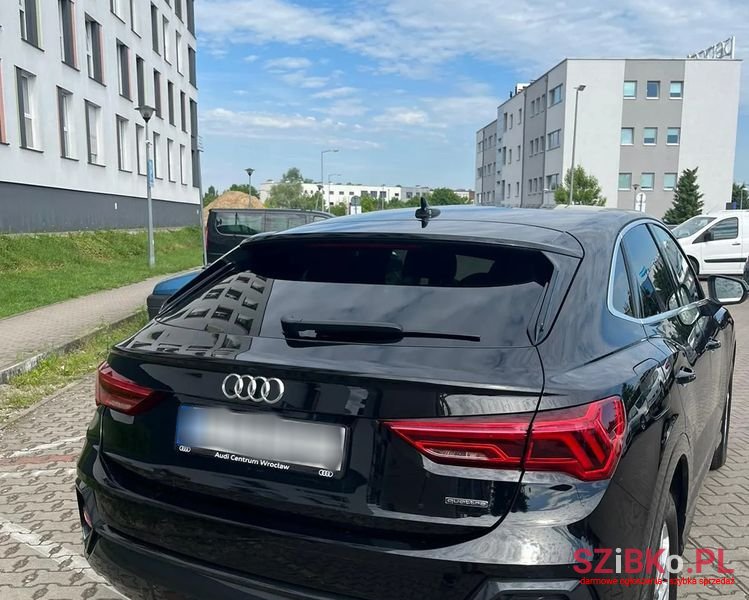 2023' Audi Q3 photo #2