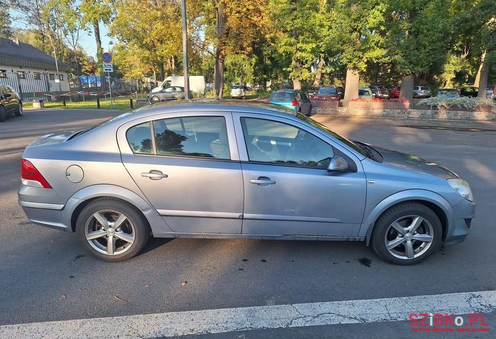 2008' Opel Astra photo #5