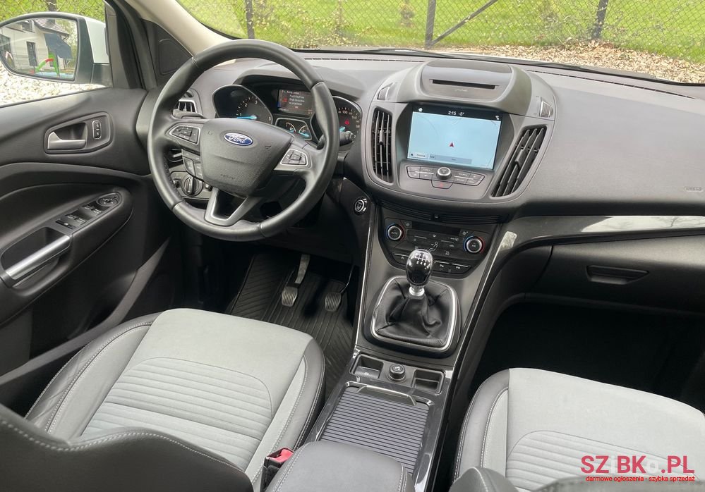 2016' Ford Kuga photo #6