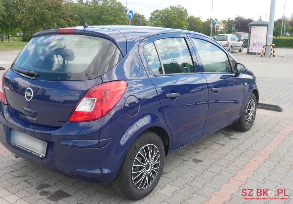 2012' Opel Corsa photo #3
