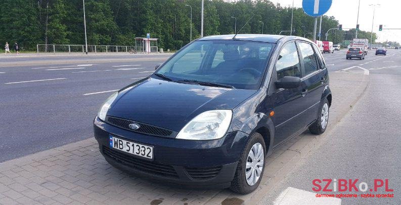 2004' Ford Fiesta photo #1