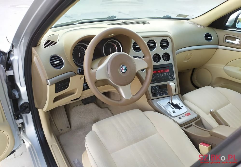 2007' Alfa Romeo 159 photo #4