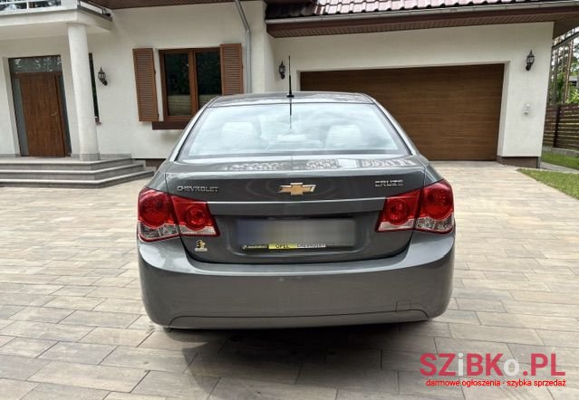 2009' Chevrolet Cruze 2.0 Vdci Base photo #2