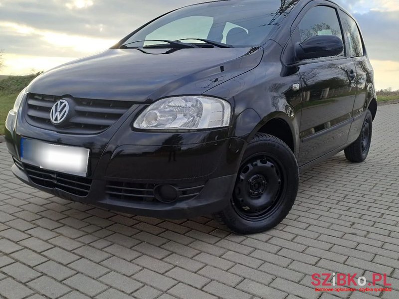 2005' Volkswagen Fox 1.2 photo #1