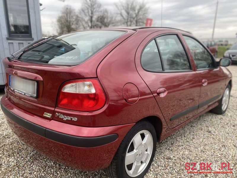 2002' Renault Megane photo #2