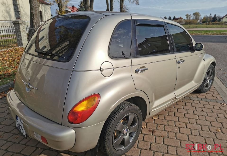 2002' Chrysler PT Cruiser photo #3