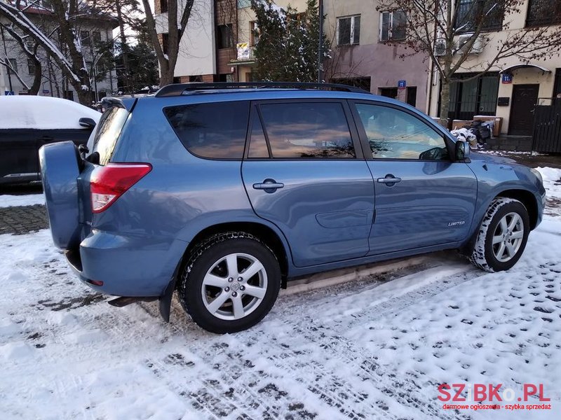 2006' Toyota RAV4 photo #3