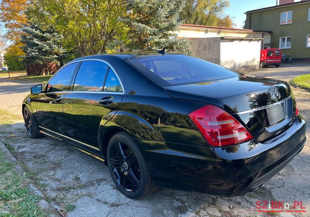 2013' Mercedes-Benz S-Class 500 4Matic photo #4