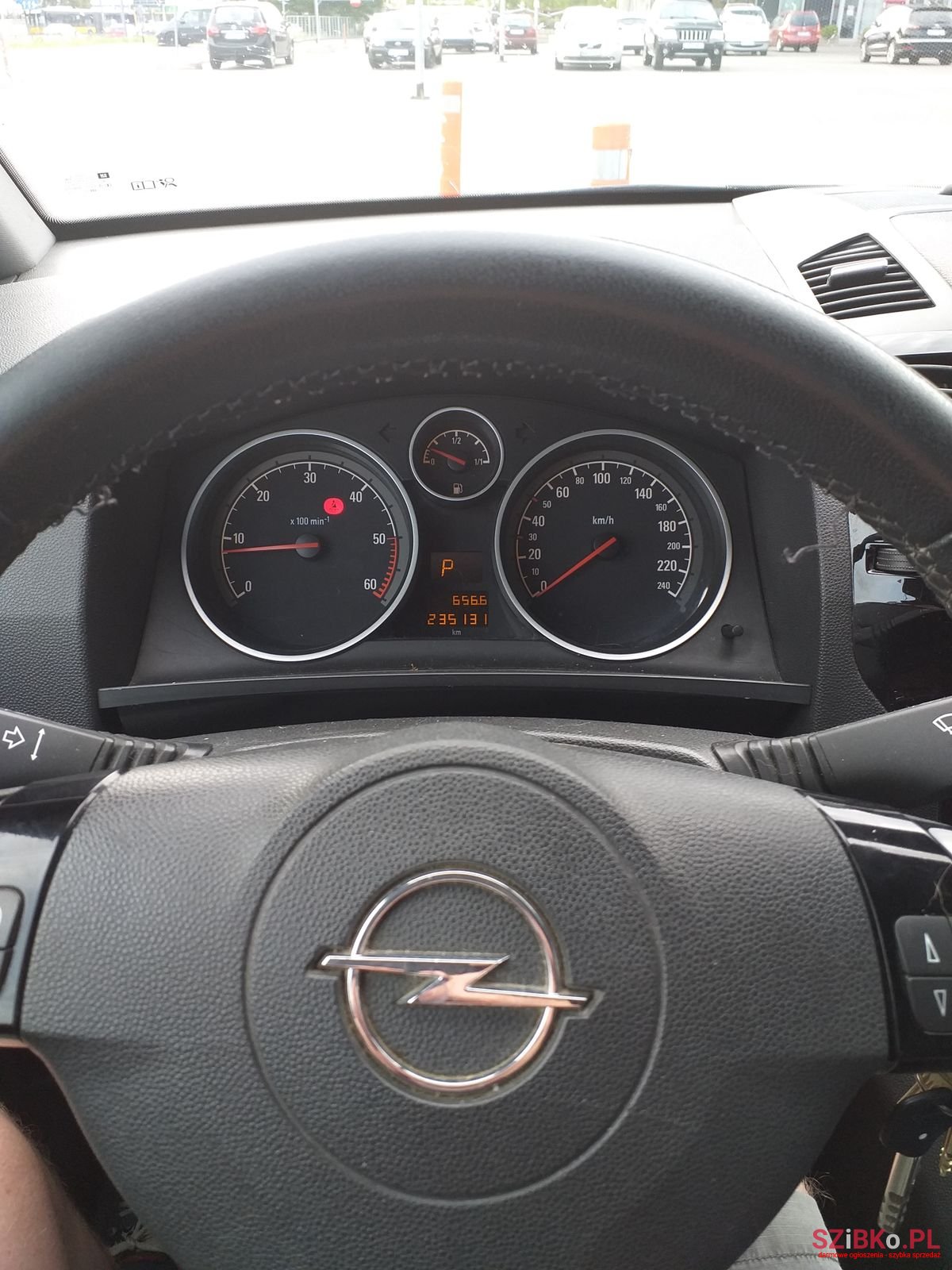 2010' Opel Zafira photo #5