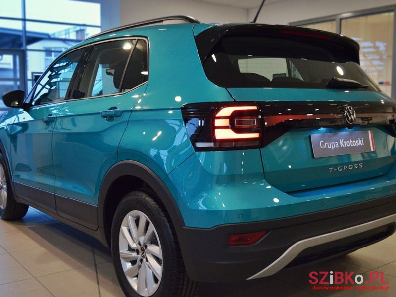 2022' Volkswagen T-Cross photo #3