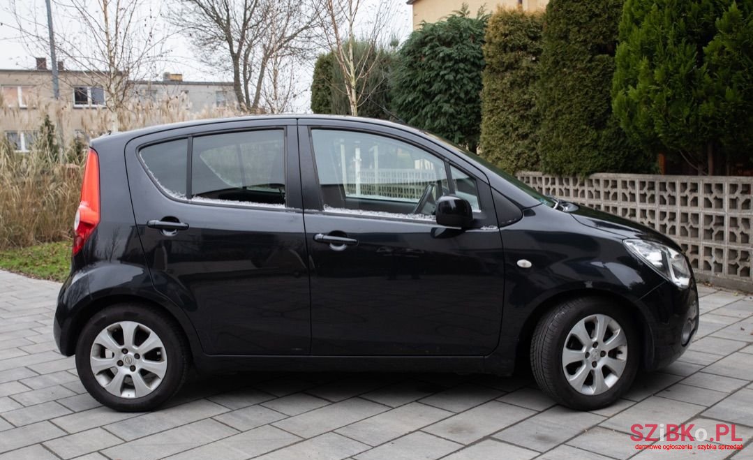 2009' Opel Agila photo #2