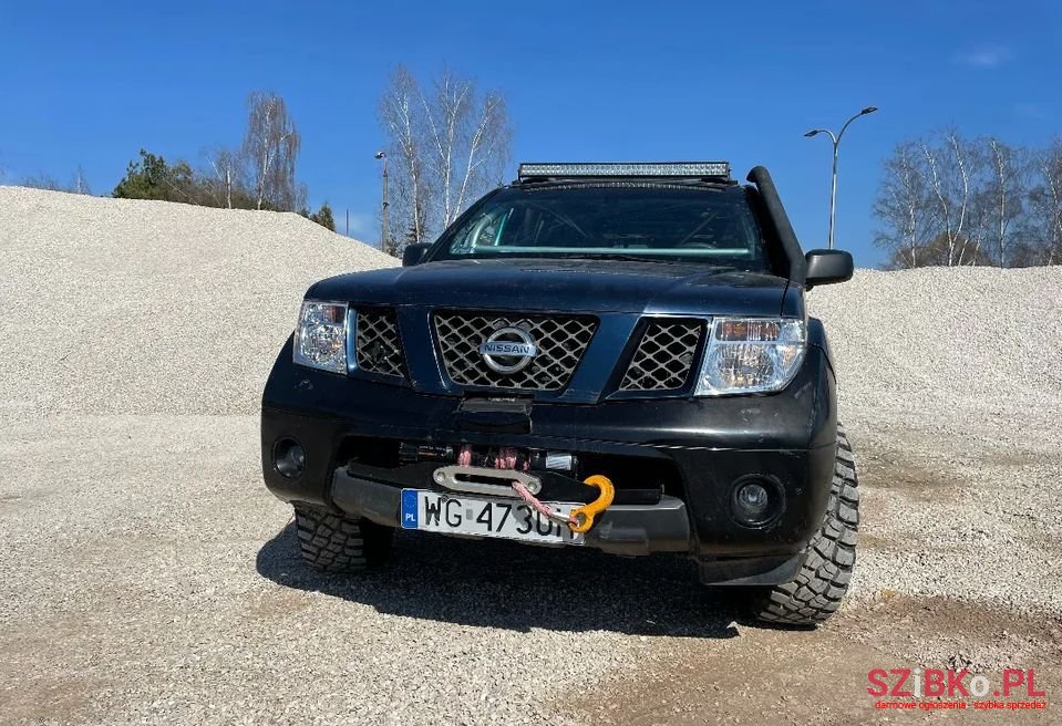2005' Nissan Pathfinder photo #2