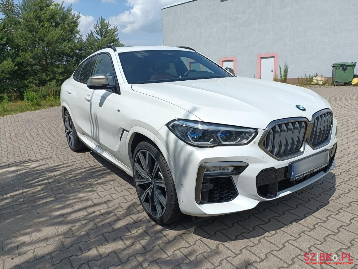 2020' BMW X6 photo #3