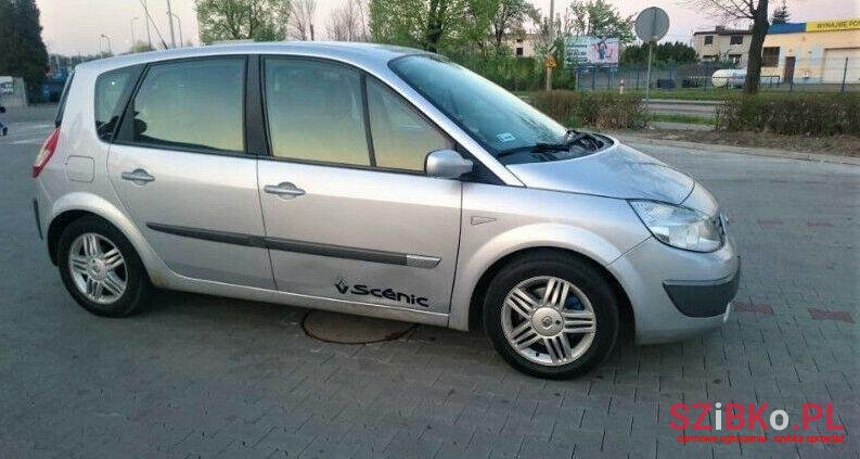 2005' Renault Scenic photo #2