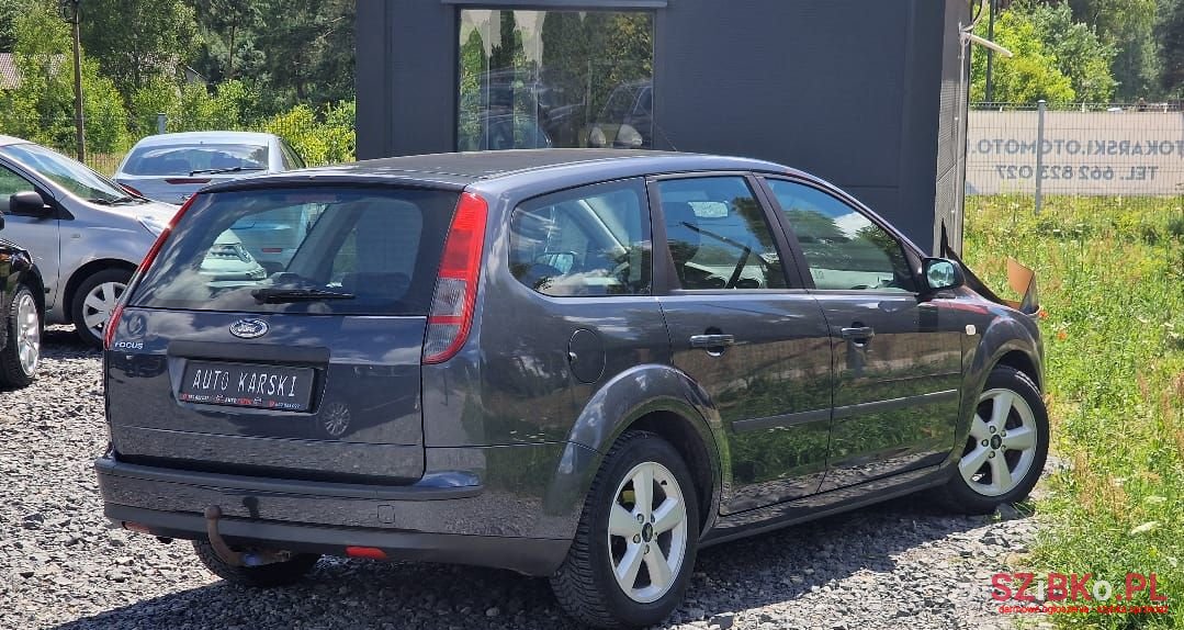 2007' Ford Focus photo #2