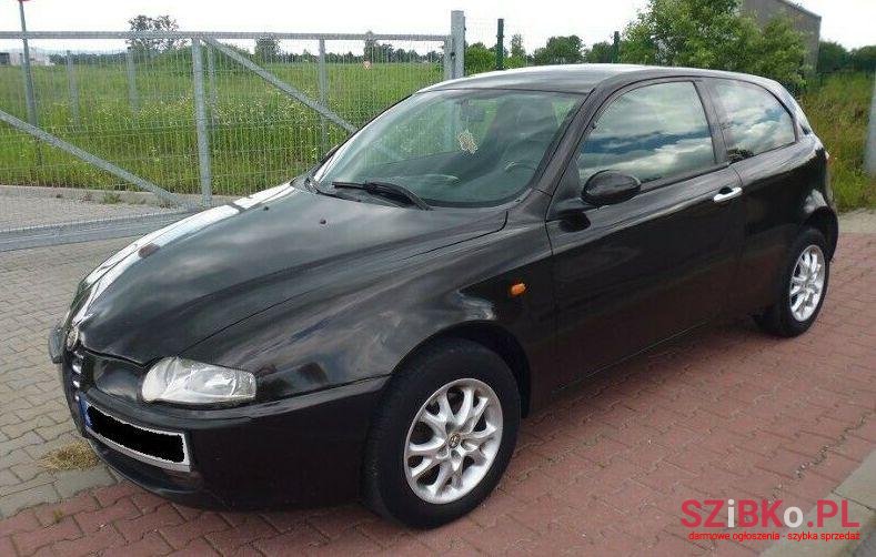 2001' Alfa Romeo ROMEO photo #1
