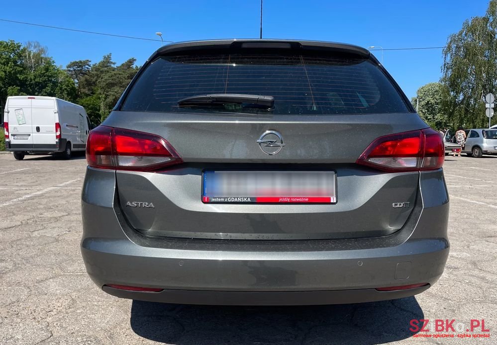 2018' Opel Astra photo #4