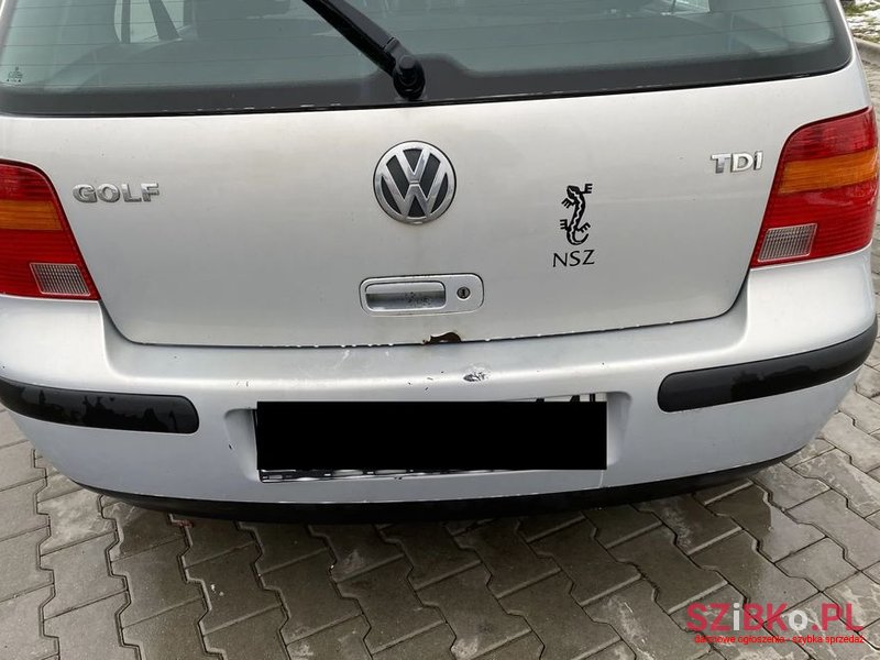2000' Volkswagen Golf photo #5