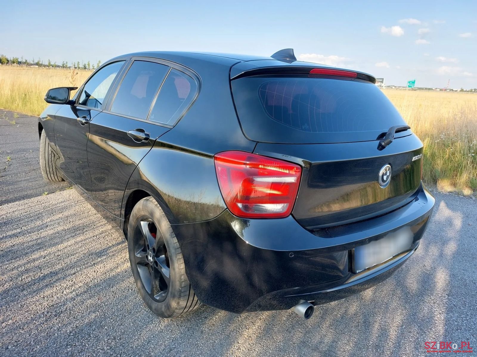 2012' BMW 1 Series photo #3