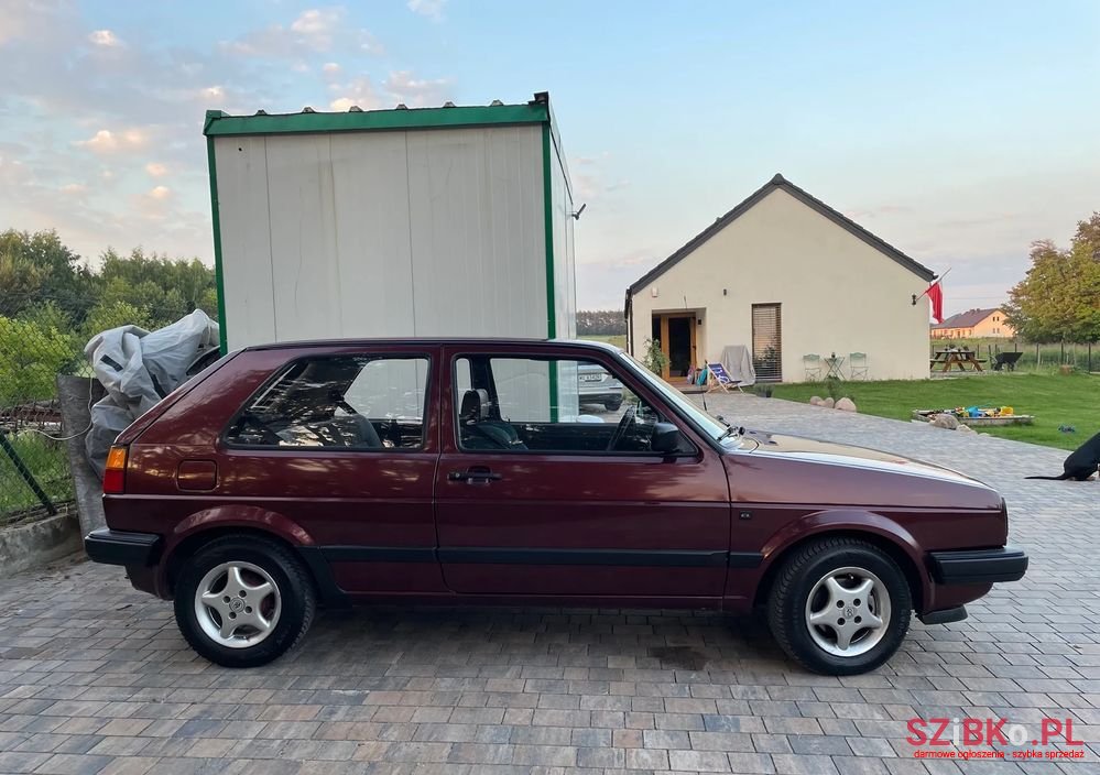 1991' Volkswagen Golf 1.6 Cl photo #3