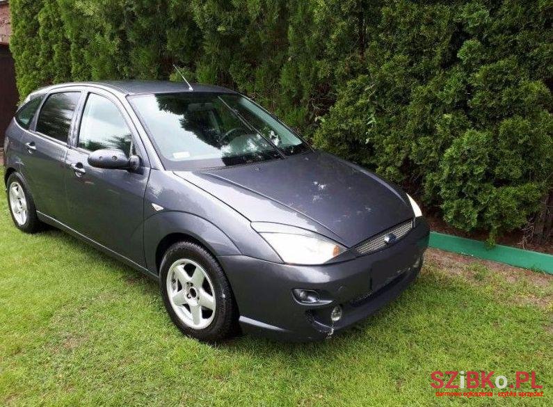 2003' Ford Focus photo #2