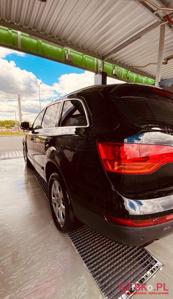 2008' Audi Q7 photo #3