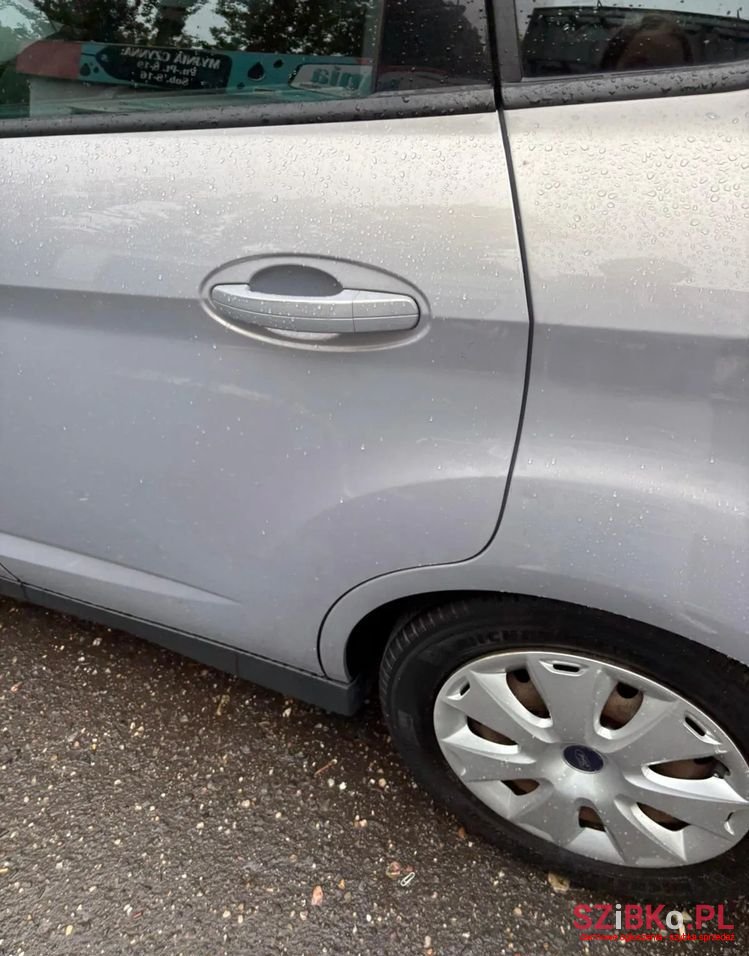 2012' Ford C-MAX photo #2