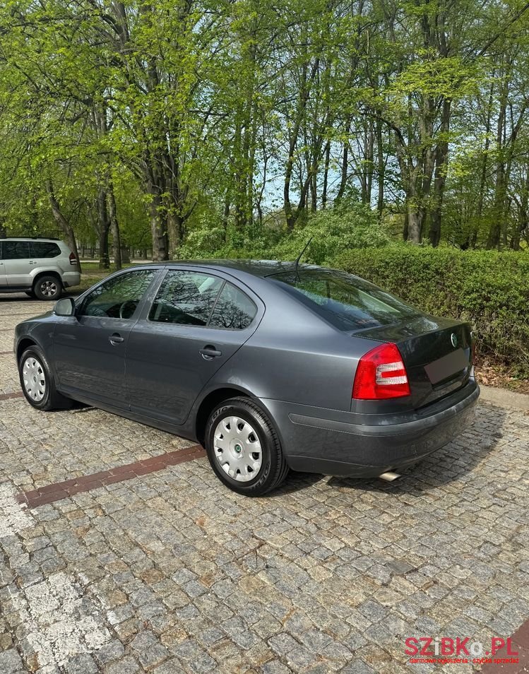 2011' Skoda Octavia 1.6 photo #6