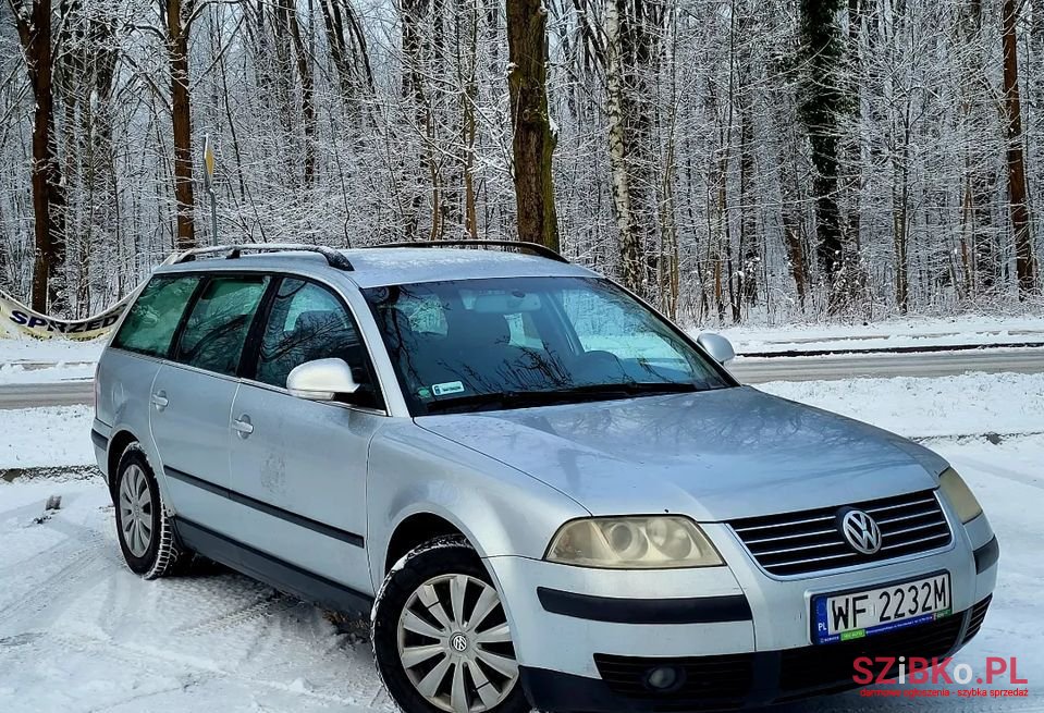 2005' Volkswagen Passat photo #1