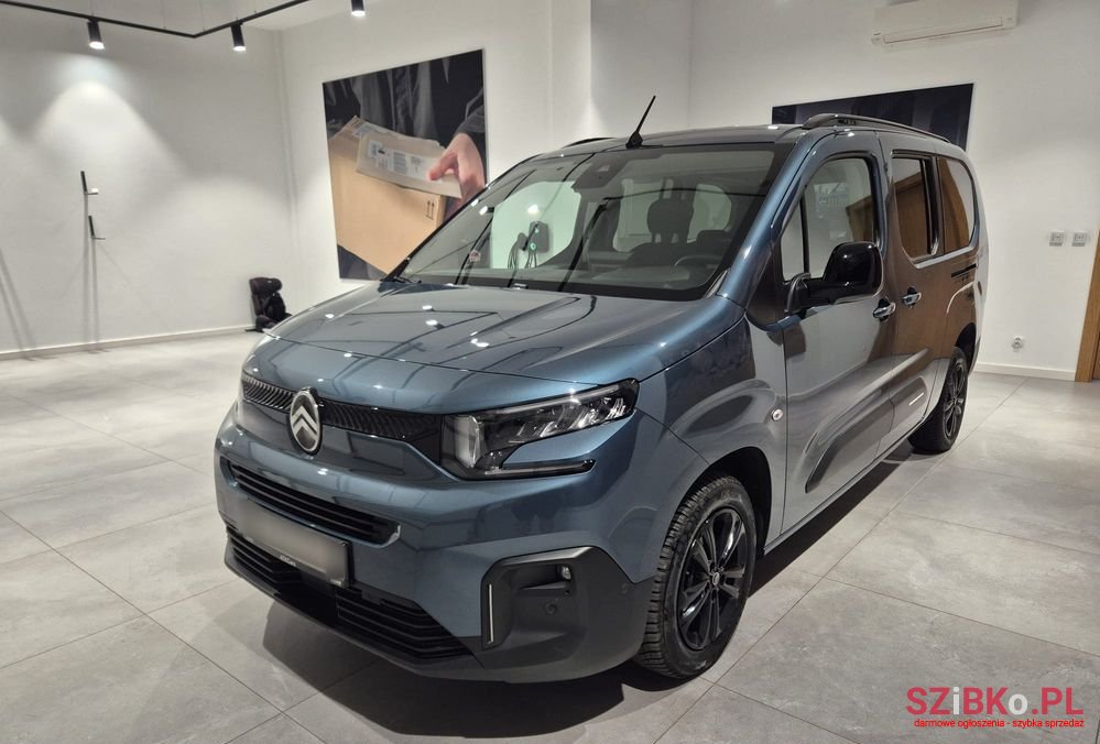 2024' Citroen Berlingo Xl 1.5 Bluehdi Max S&S photo #1