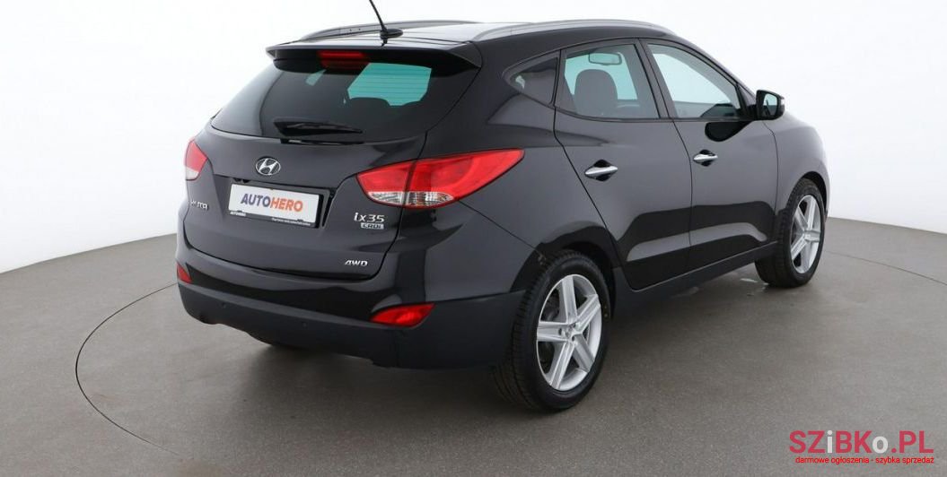 2012' Hyundai ix35 photo #5