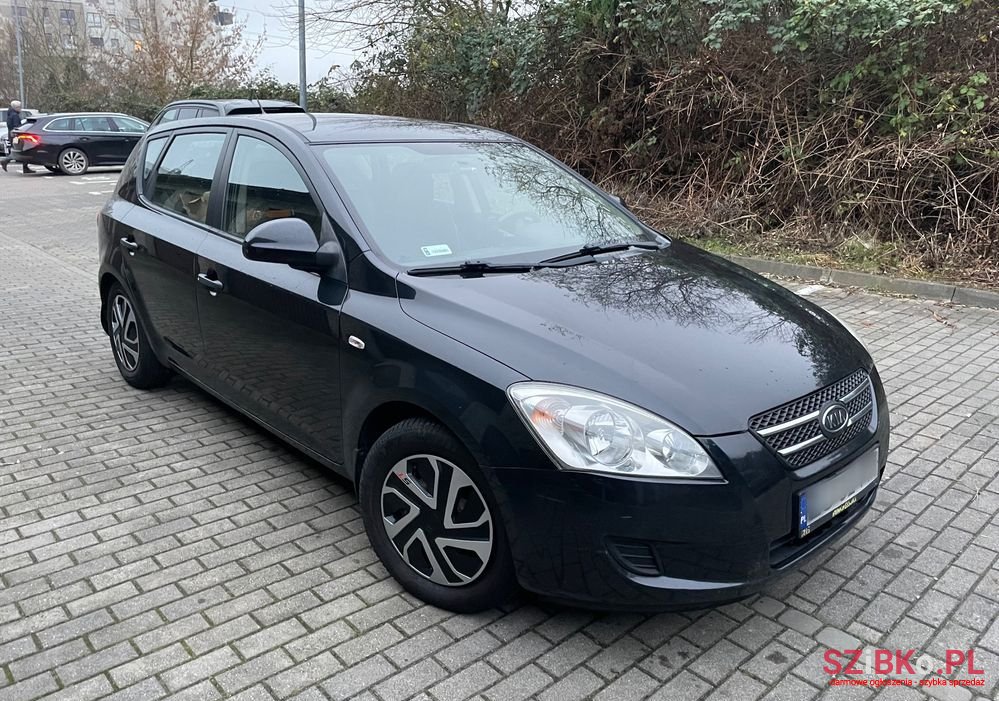 2007' Kia Ceed photo #2