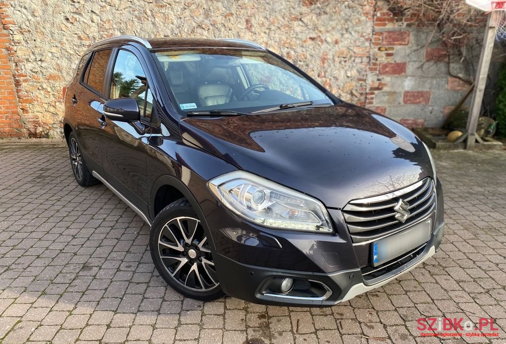 2013' Suzuki SX4 1.6 Premium photo #5