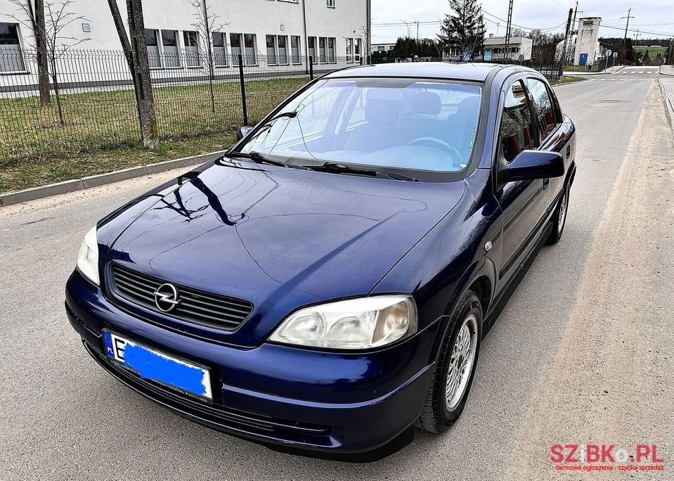2002' Opel Astra photo #1