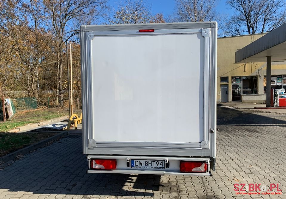 2013' Mercedes-Benz Sprinter photo #2