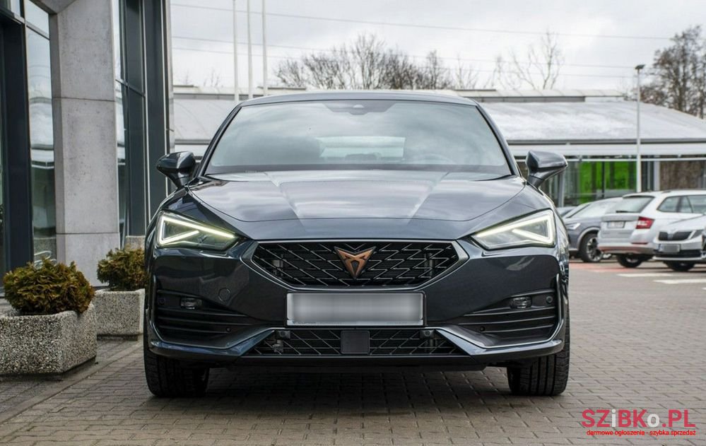 2023' Cupra Leon 1.5 Etsi Dsg photo #3