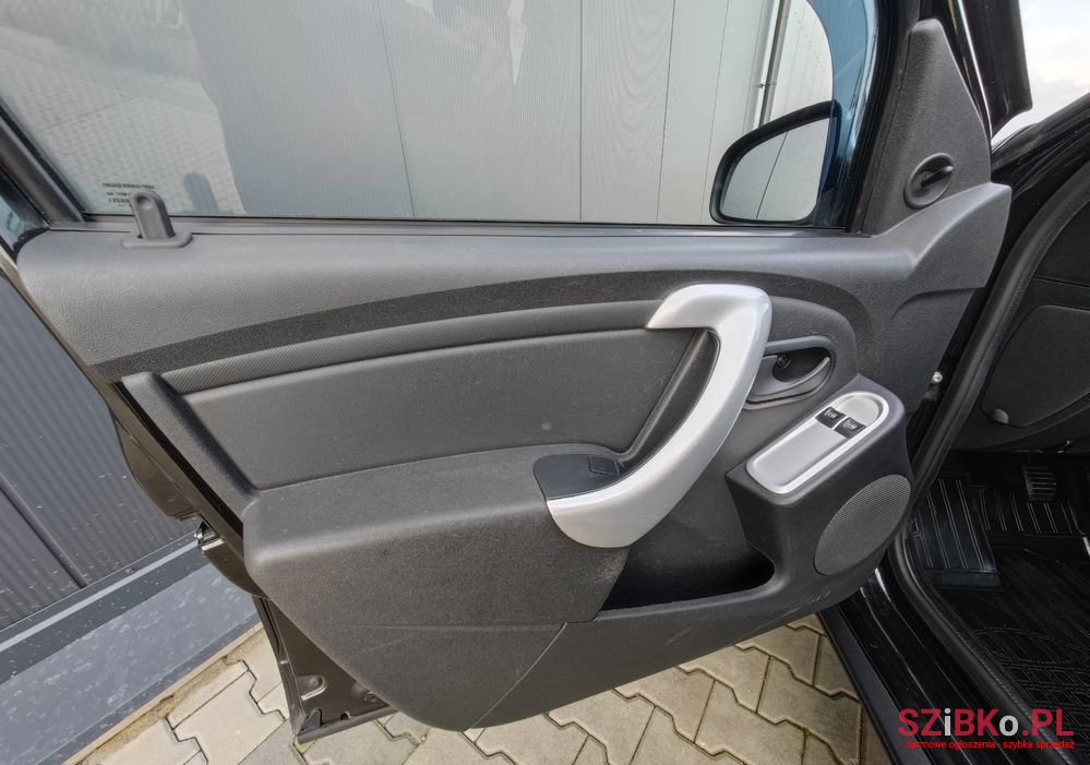 2015' Dacia Duster photo #6