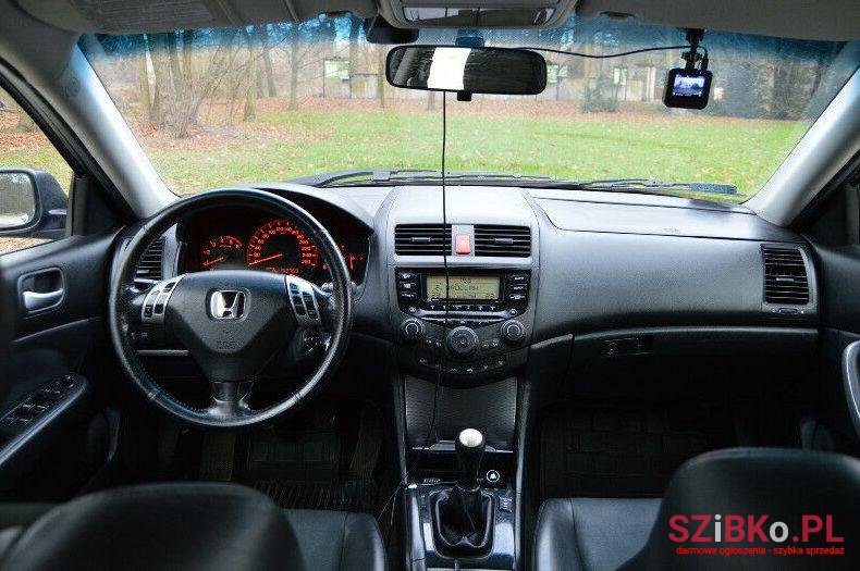 2004' Honda Accord photo #2