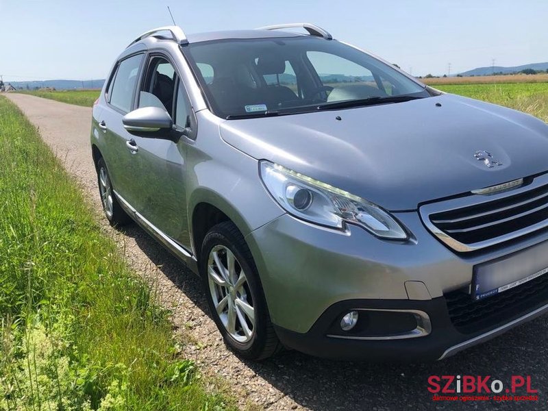 2014' Peugeot 2008 photo #2