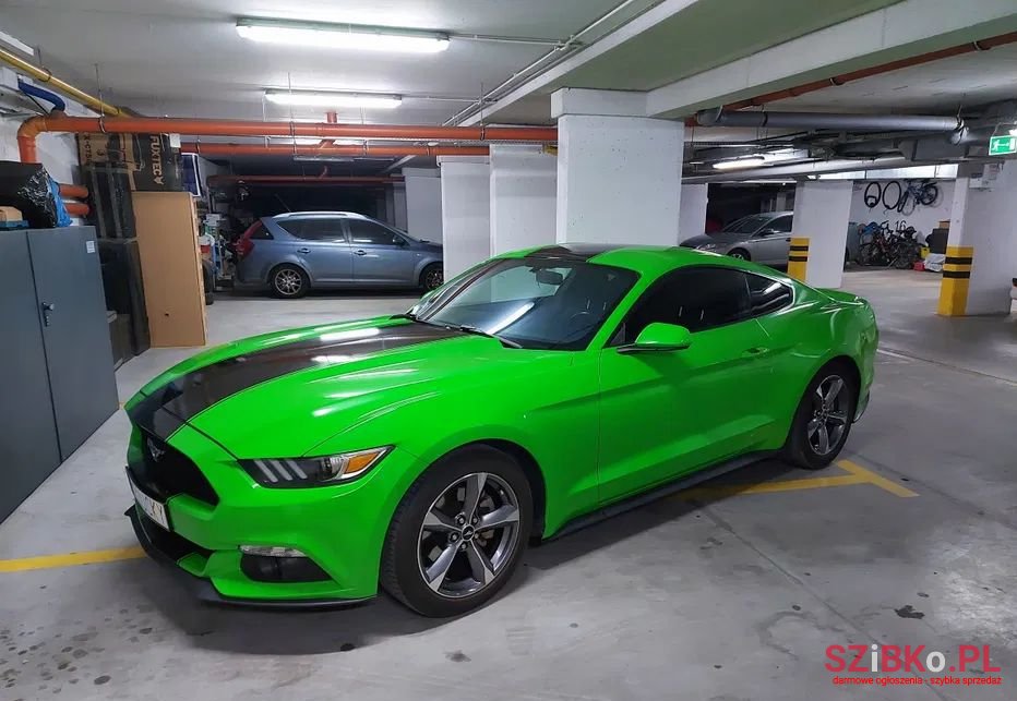 2016' Ford Mustang photo #1