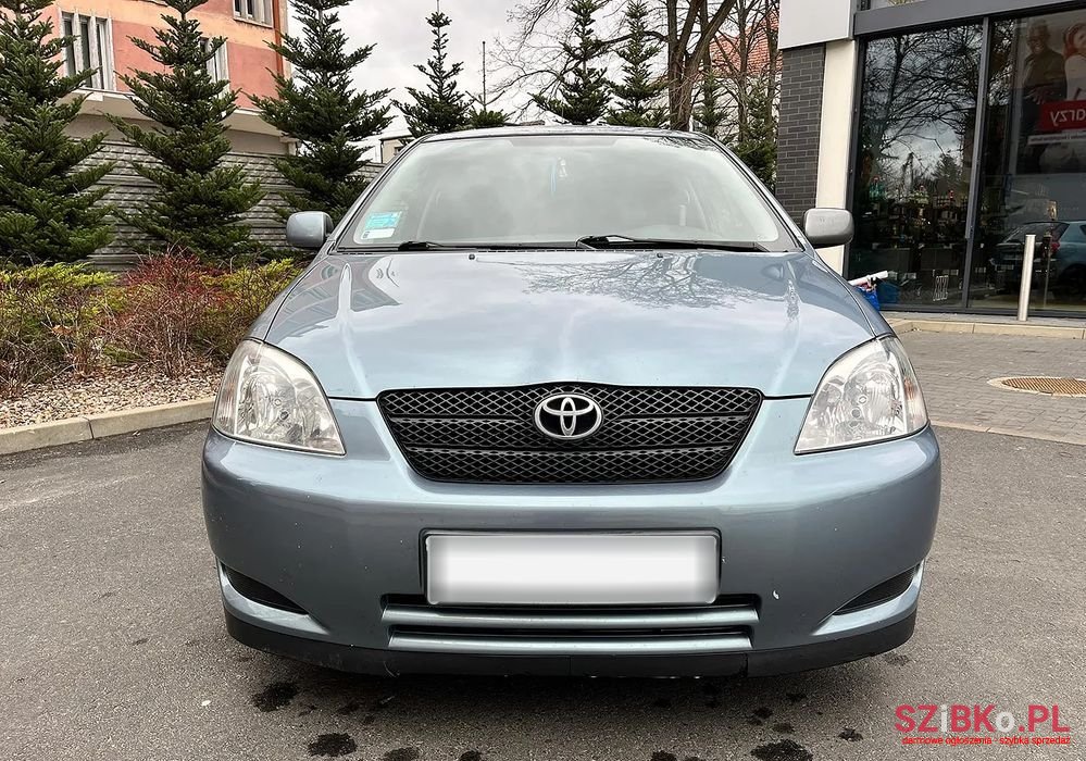 2002' Toyota Corolla photo #2