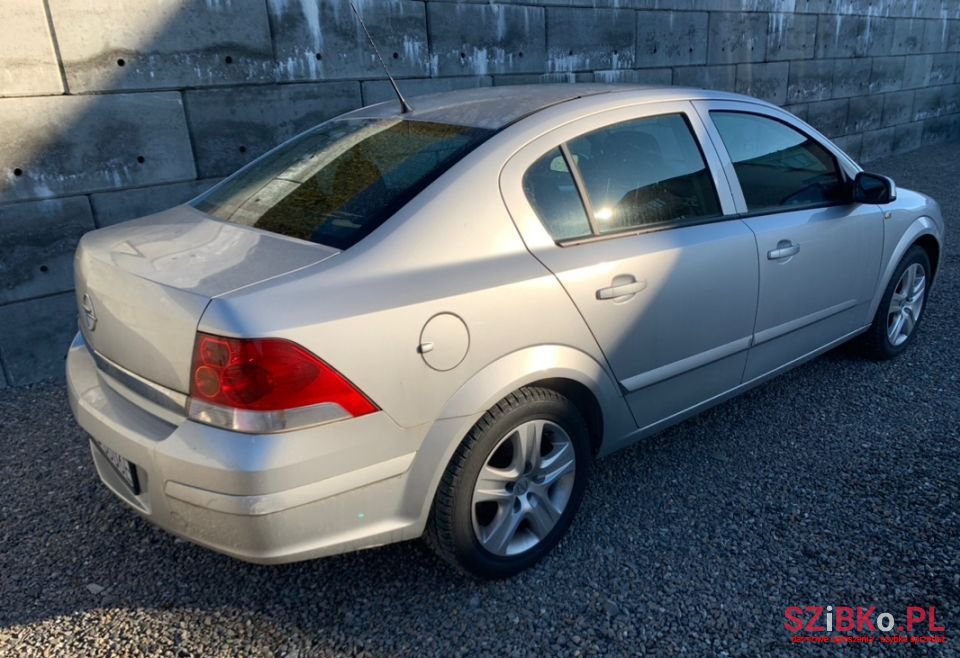 2009' Opel Astra photo #4