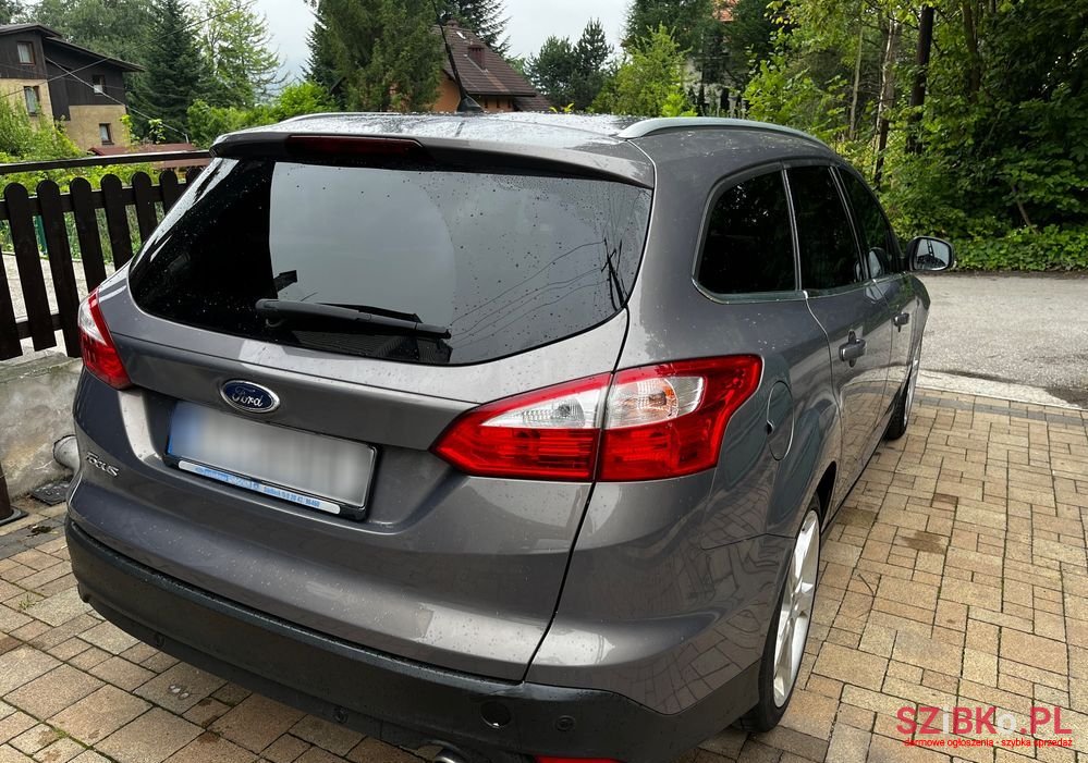 2011' Ford Focus photo #1