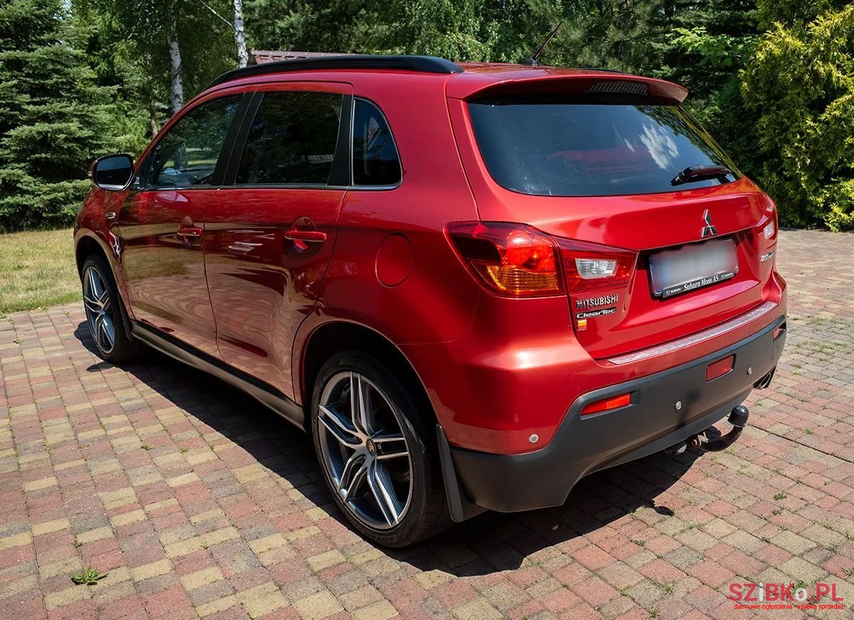 2011' Mitsubishi ASX photo #4