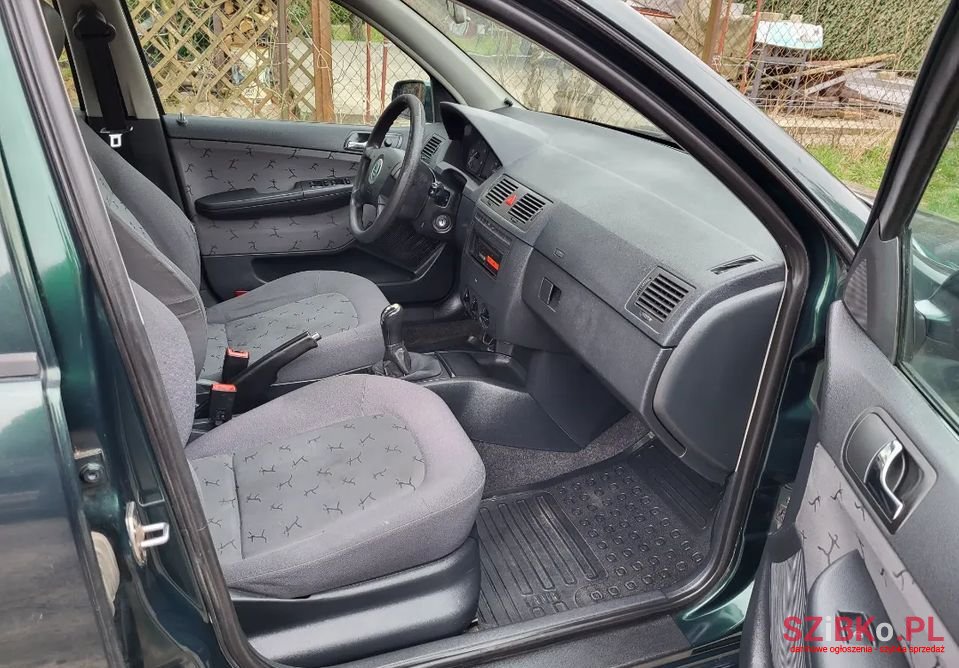 2003' Skoda Fabia photo #5